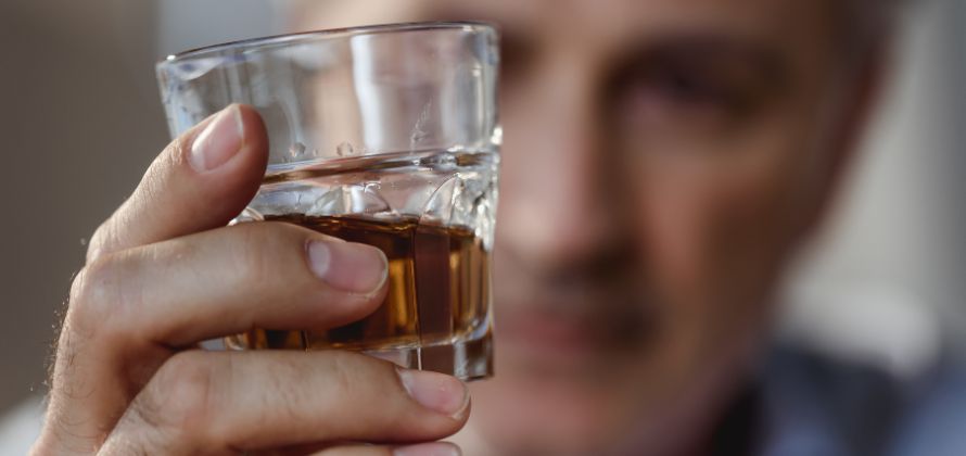 Alkoholmisbrug har store konsekvenser