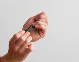 Sådan får du sunde og pæne negle