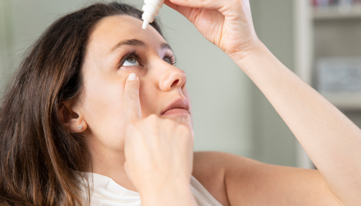 Pleje af øjnene: Håndtering af allergi, støv, tørhed og irritation