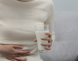 Laktoseintolerant? Sådan nyder du is, mælk og sommerlækkerier uden symptomer